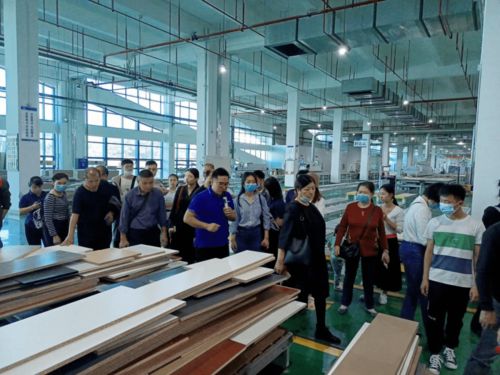 水性科天無(wú)毒全屋定制工廠(chǎng)團(tuán)購(gòu)直銷(xiāo)會(huì)燃動(dòng)全城，簽單率超80% 云計(jì)算設(shè)備銷(xiāo)售